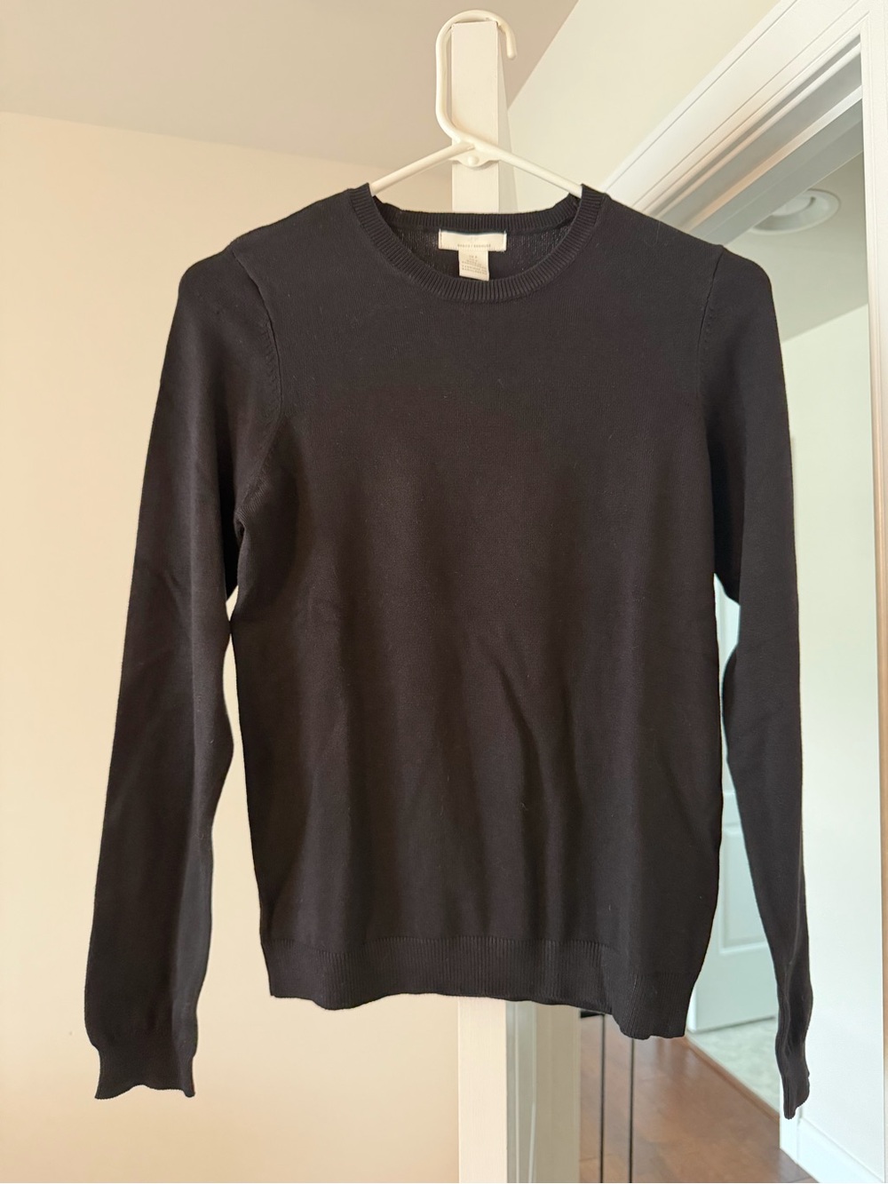 H&M Basic Black Sweater